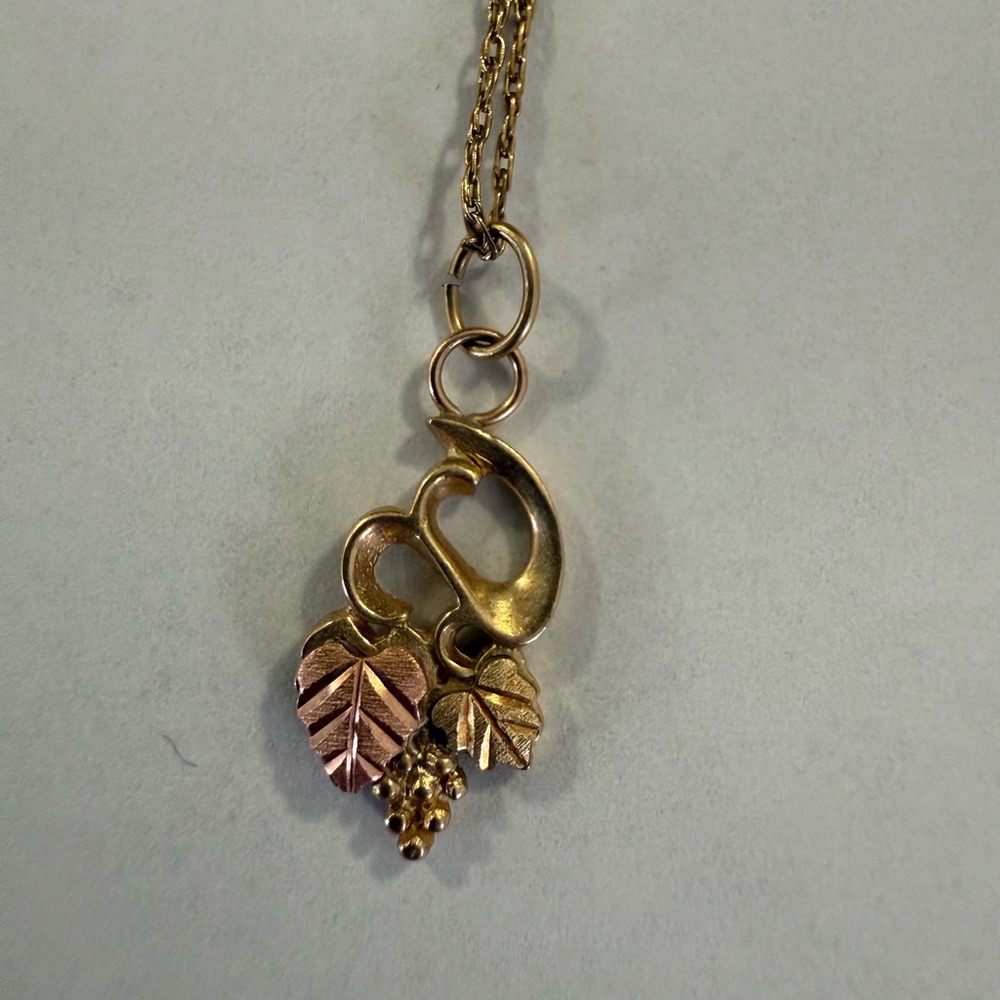 Gold and Pink Leaf Pendant Necklace